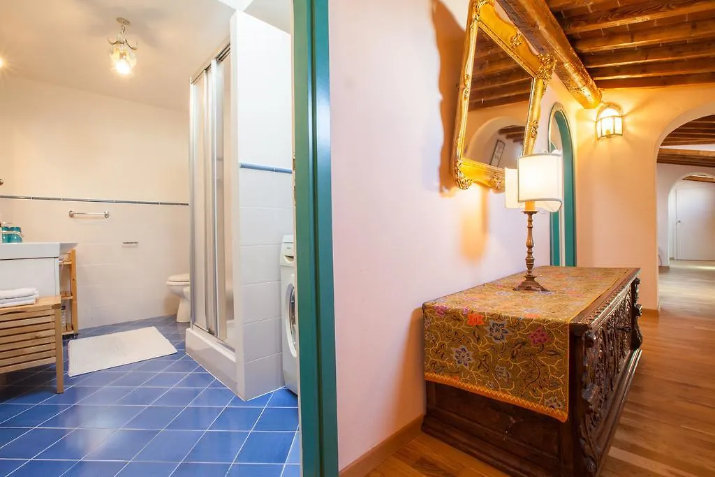 Apartment Appartamento Montebello Florenz